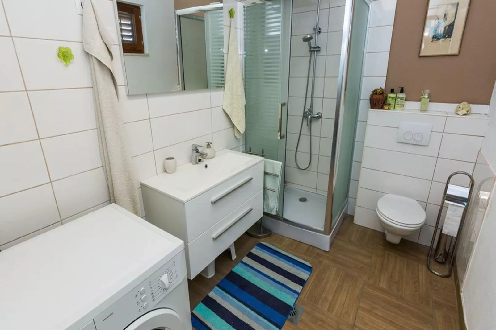 Apartment Nature-Bathroom