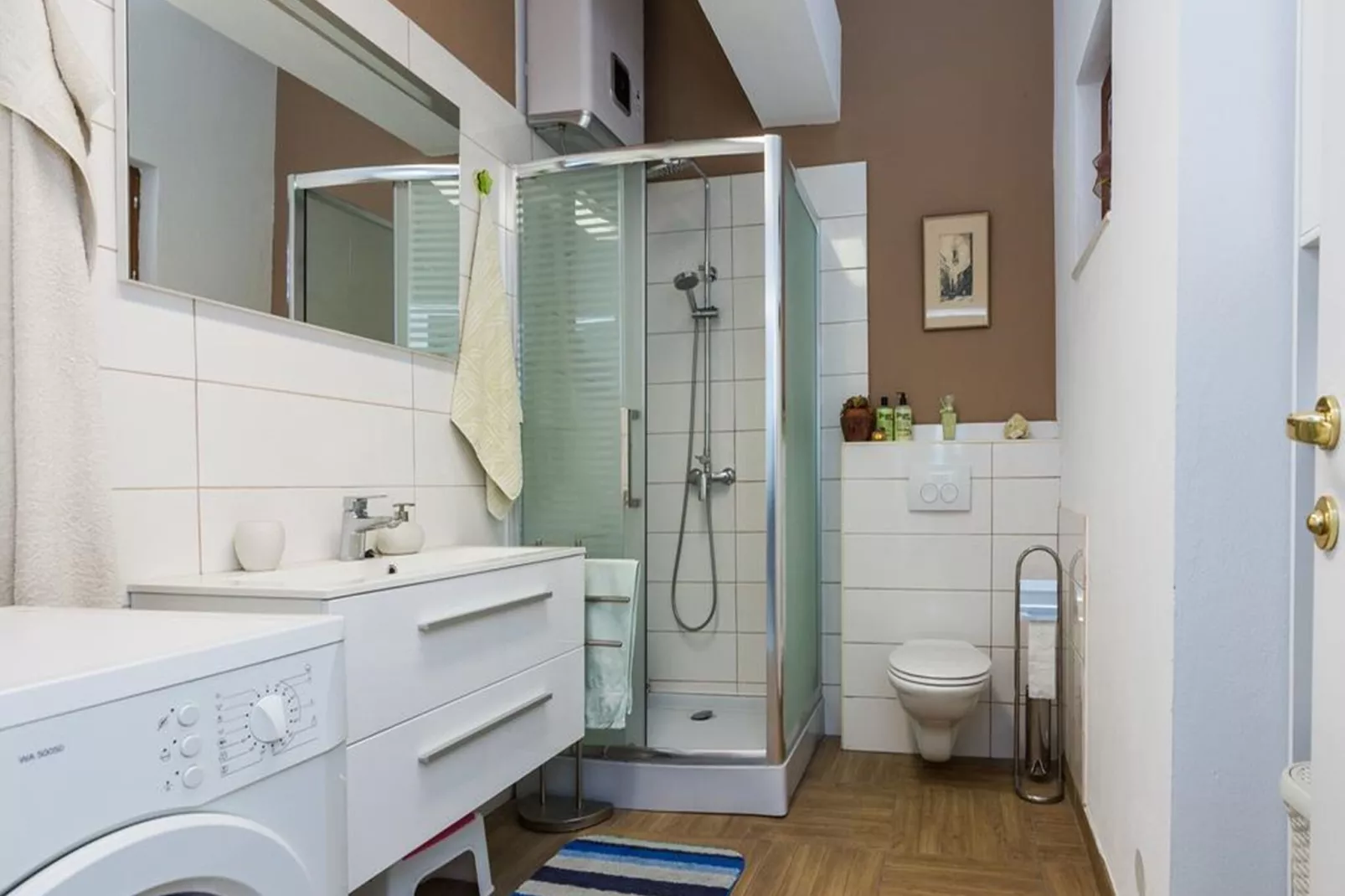Apartment Nature-Bathroom