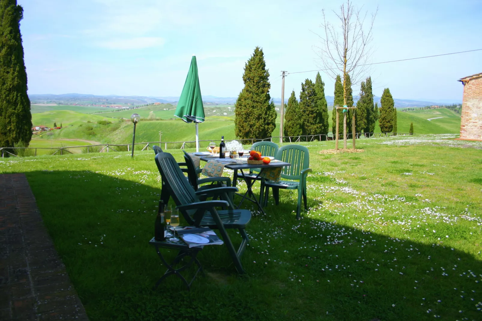 Capanna-Gardens summer