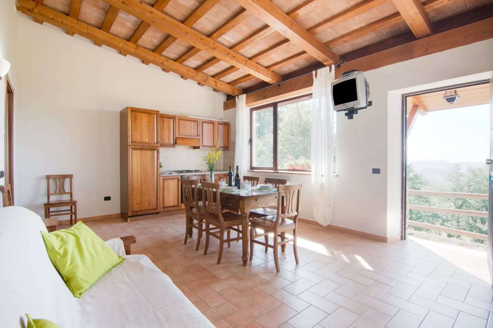 Amarena-Living room