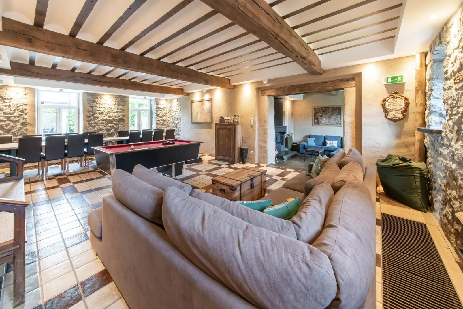 La ferme du noyer-Wohnzimmer