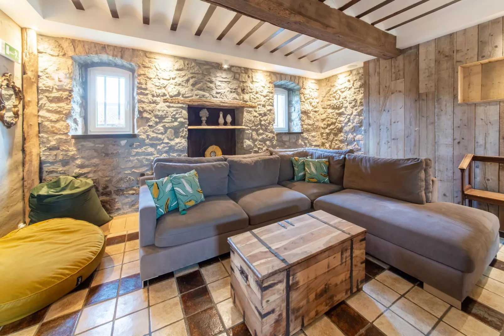 La ferme du noyer-Wohnzimmer