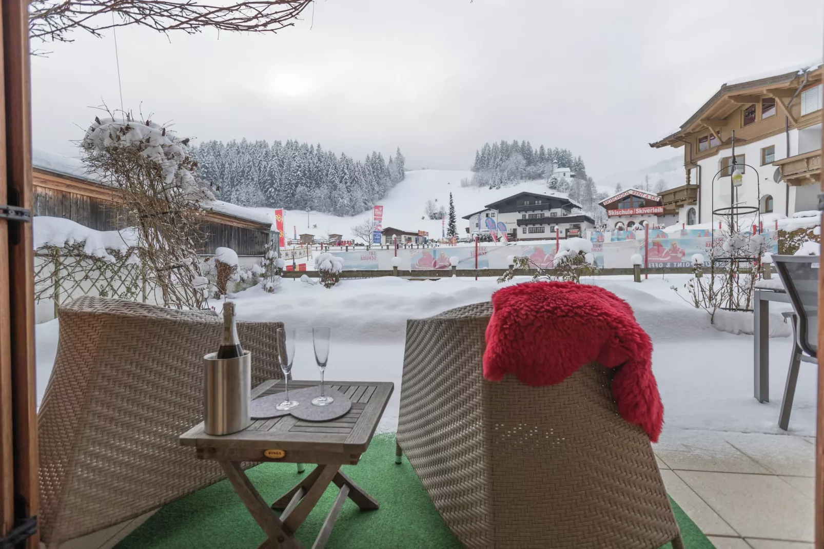Chalet Kaiserliebe II-Terrace balcony