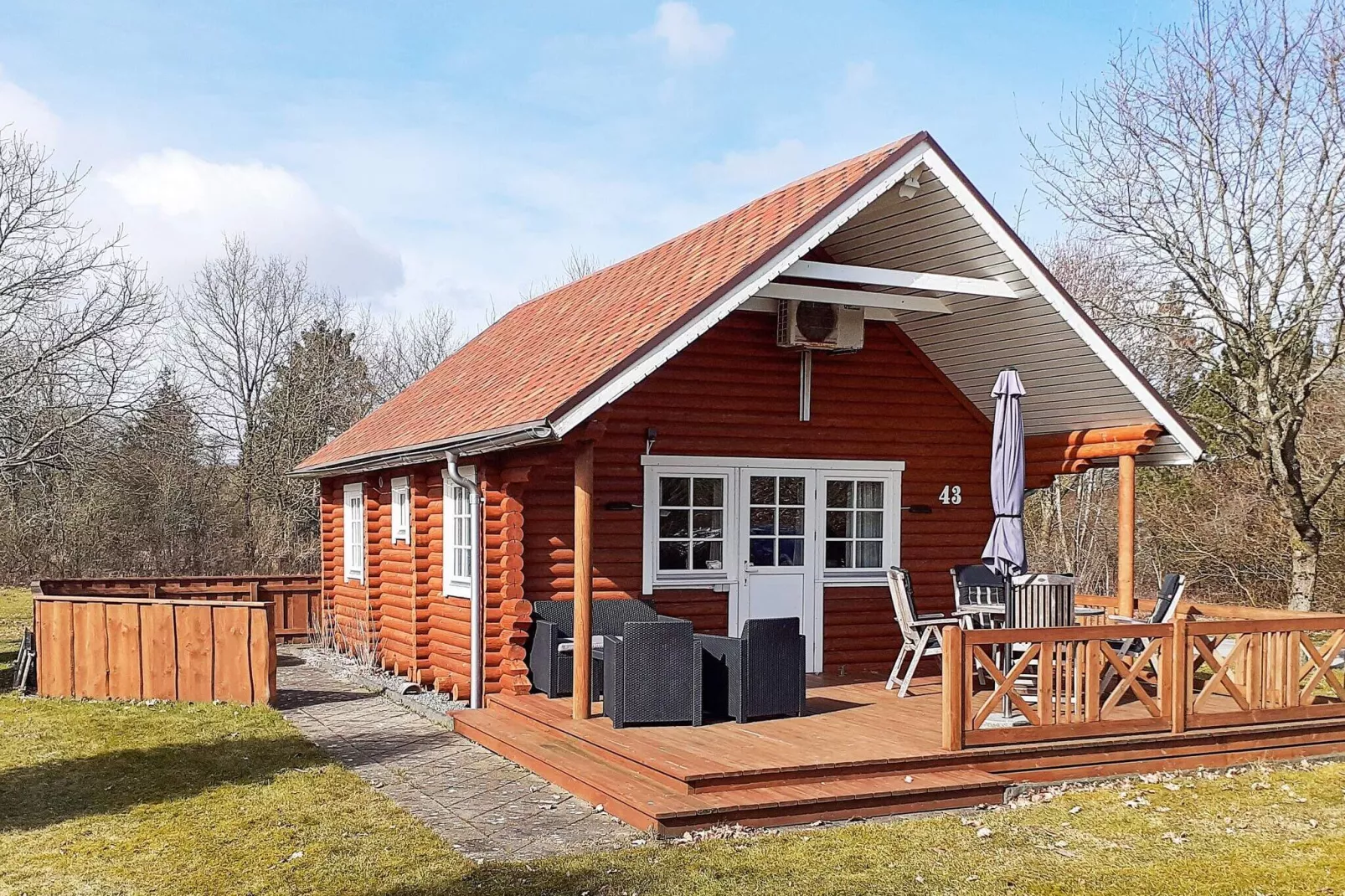 6 person holiday home in Hovborg