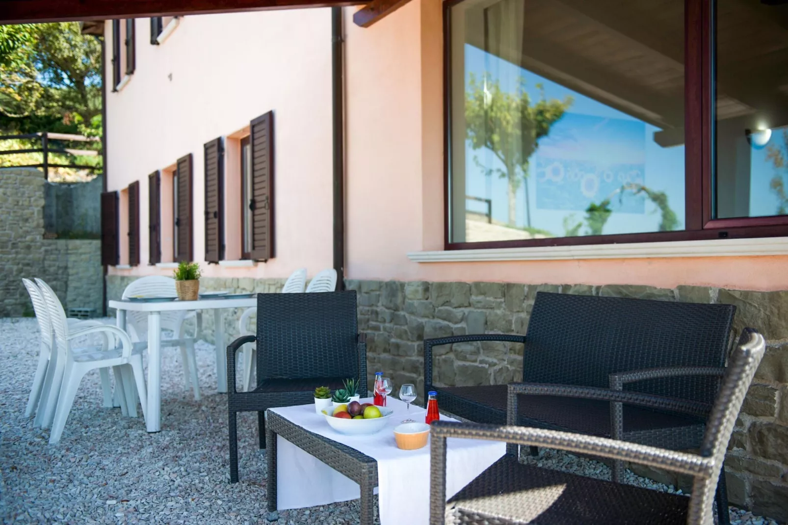 Amarena-Terrace balcony