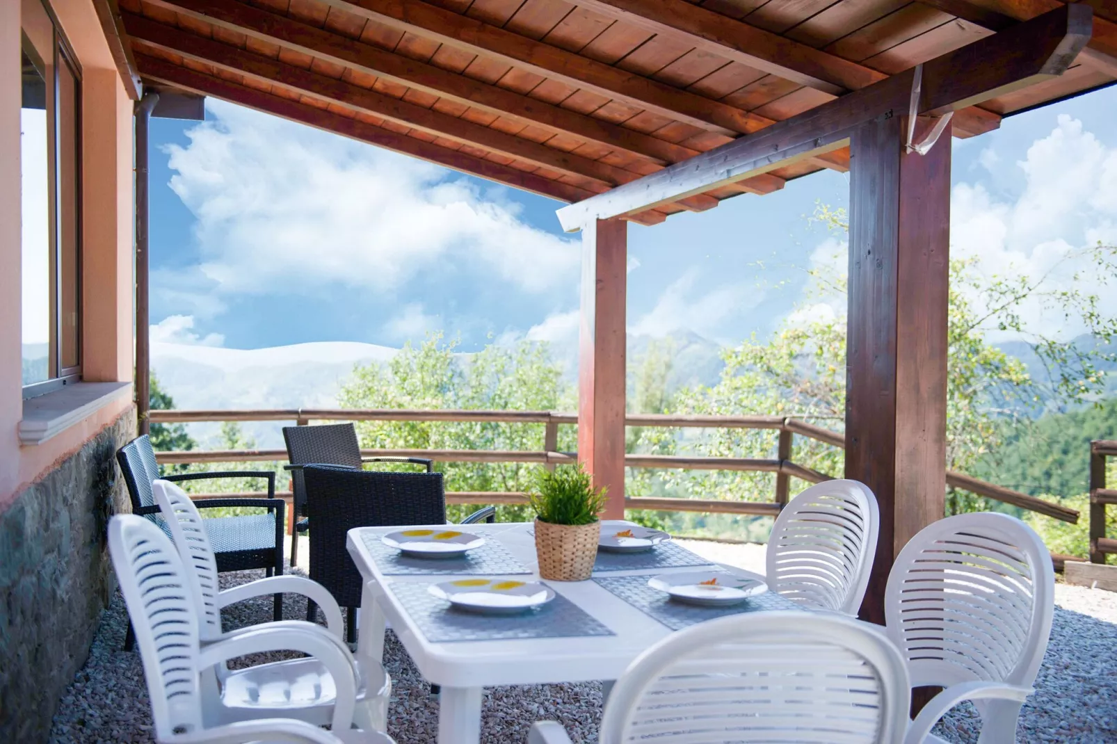 Amarena-Terrace balcony