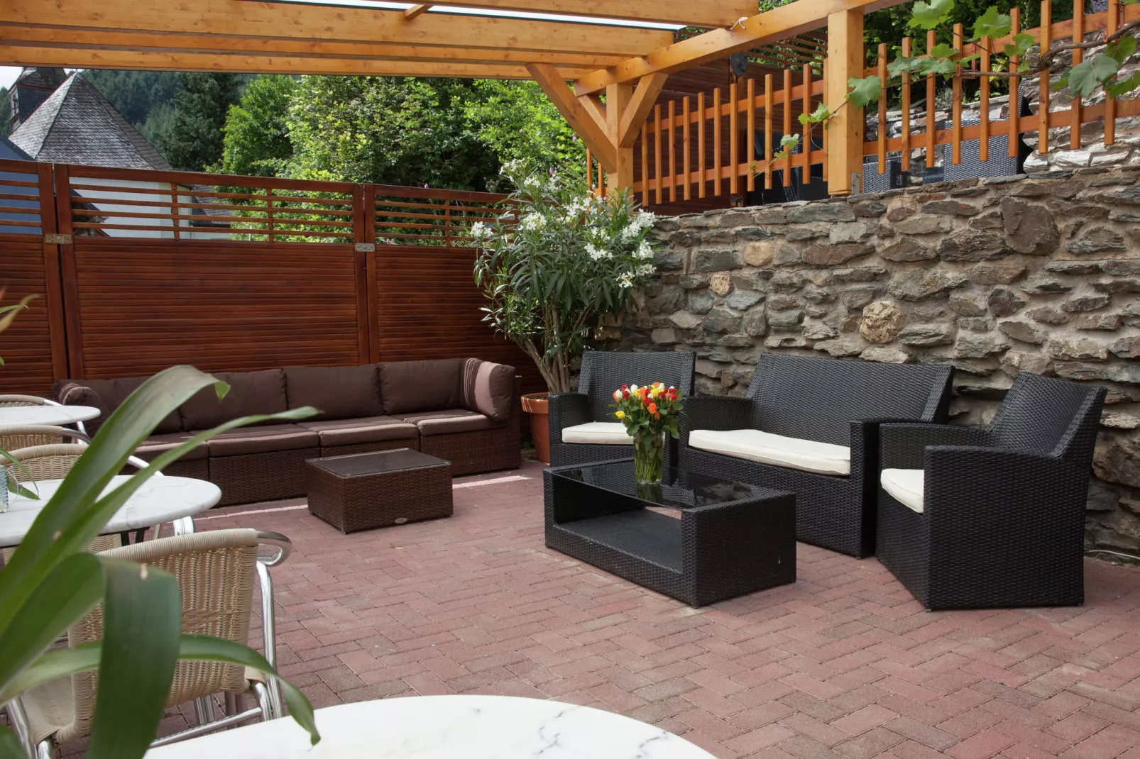 Sonne-Terrace balcony