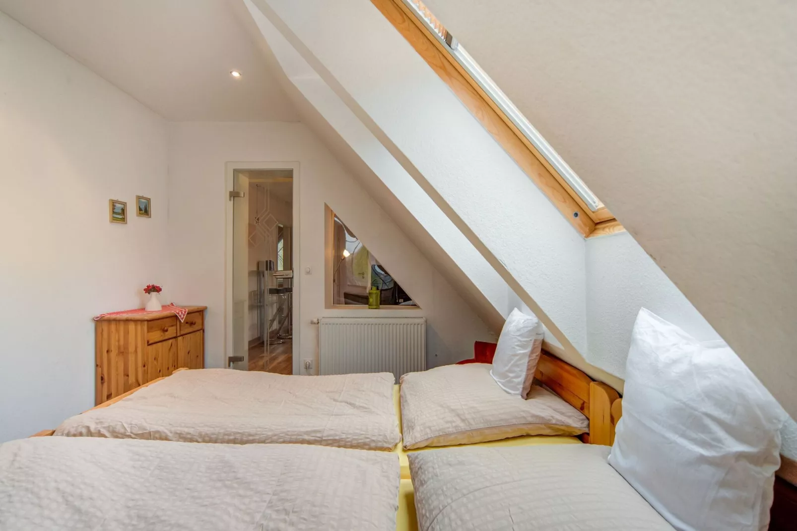 Tina-Bedroom