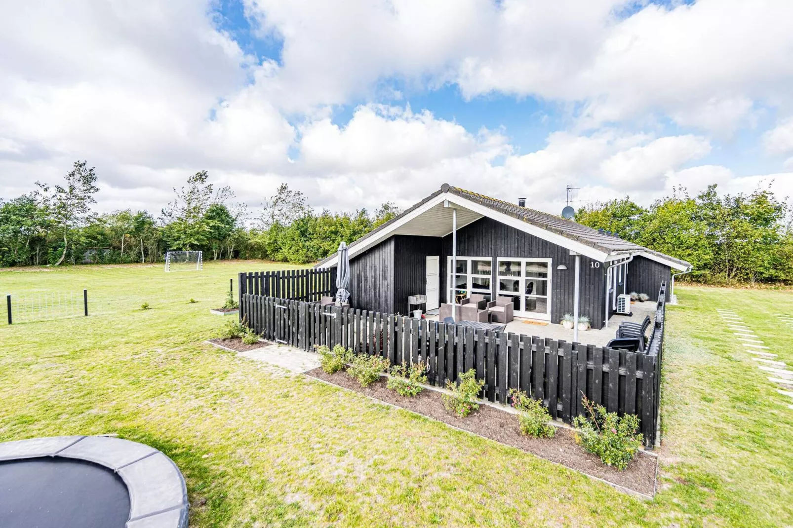 6 person holiday home in Tarm