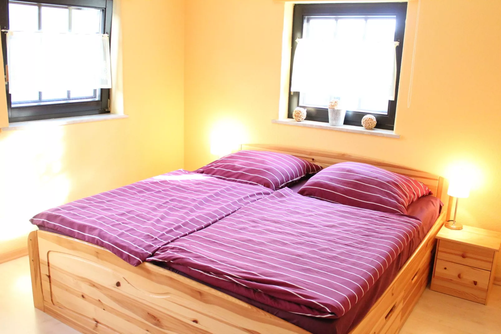 Sonne-Bedroom