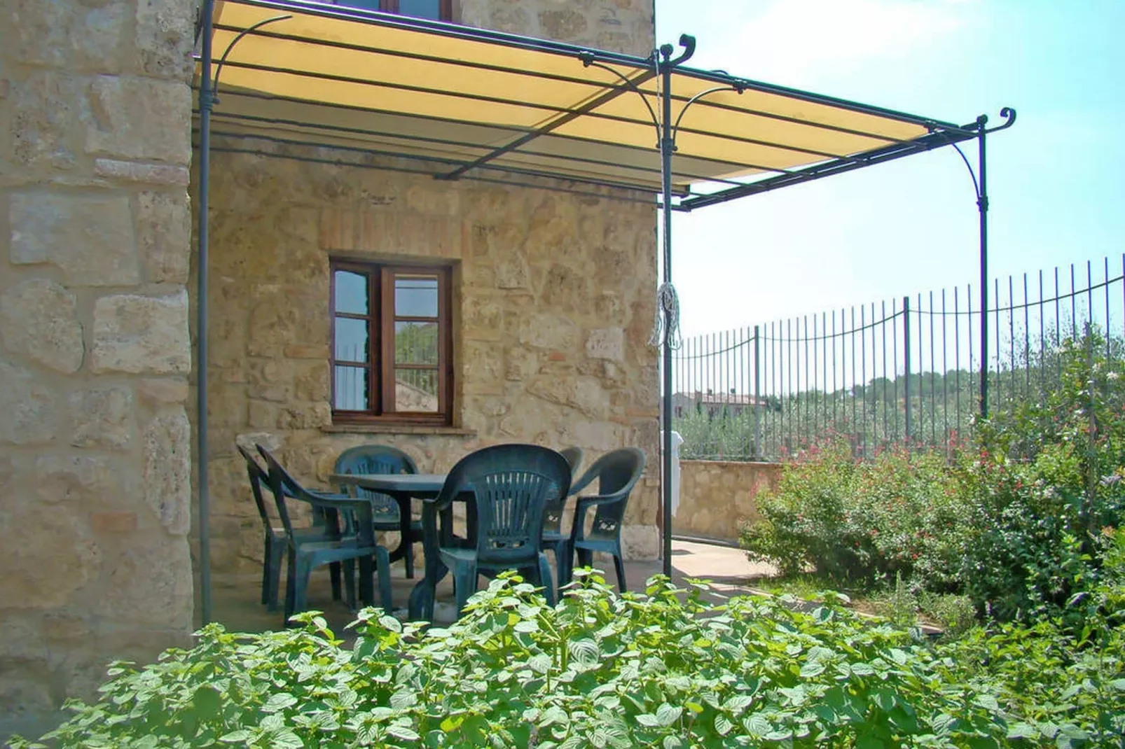Garbo-Terrace balcony