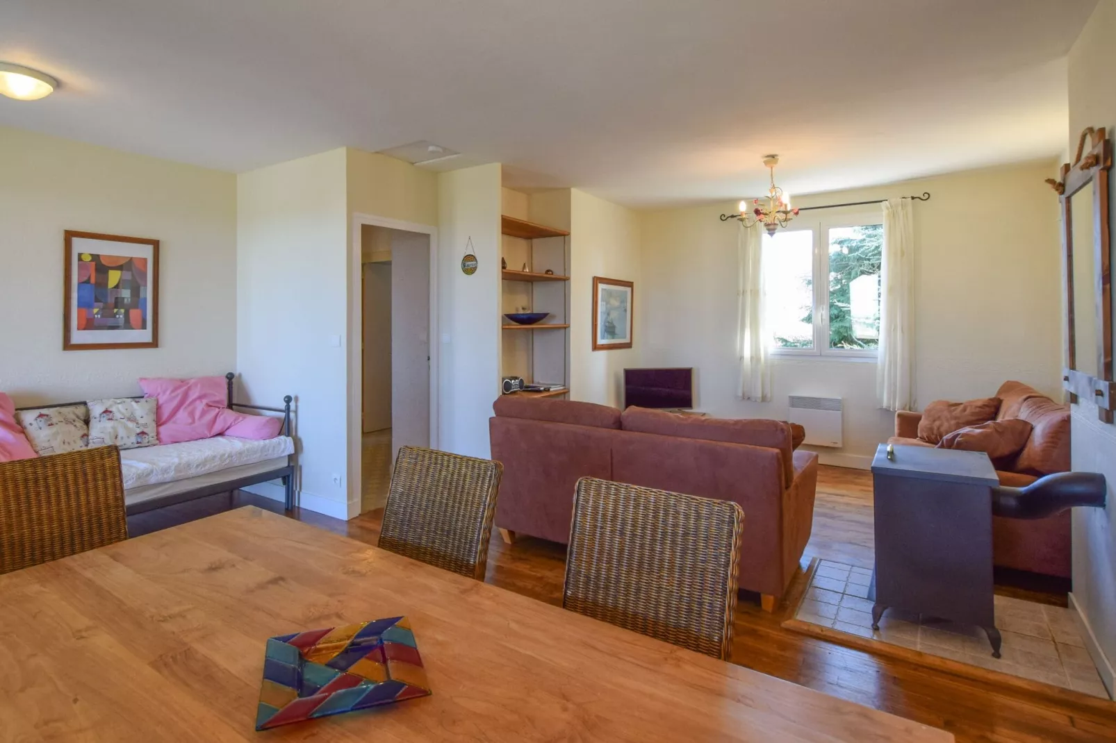 Maison Failte-Living room