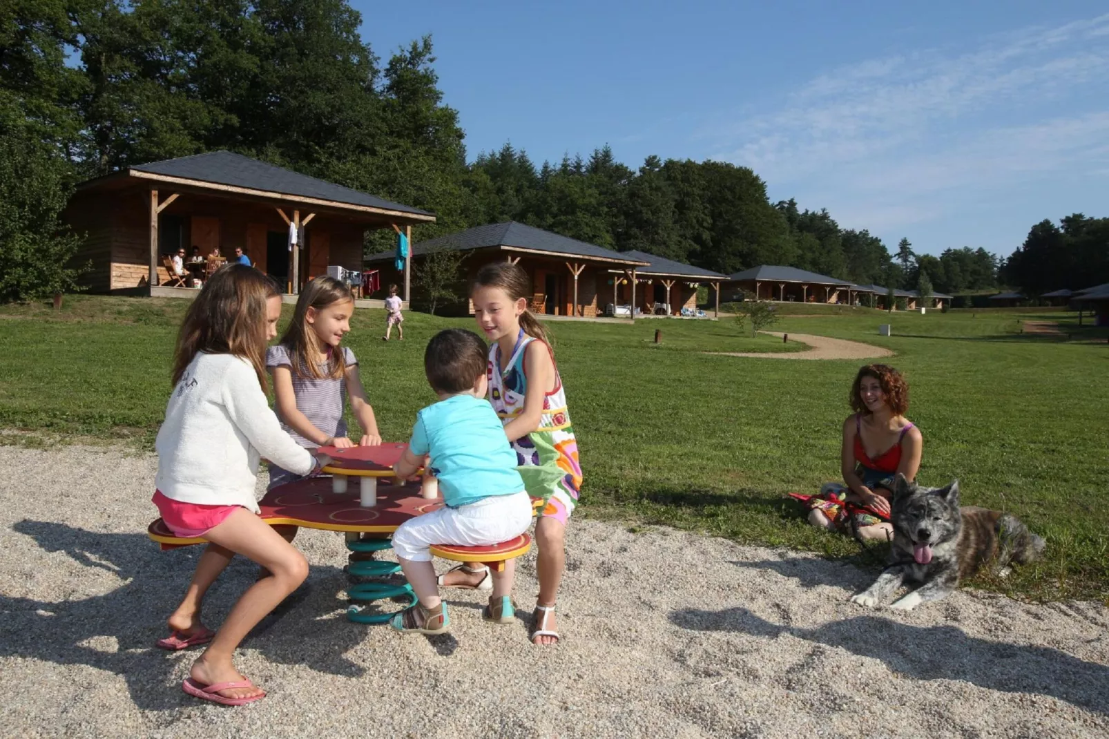 Le Domaine des Monédières-Parkeinrichtungen
