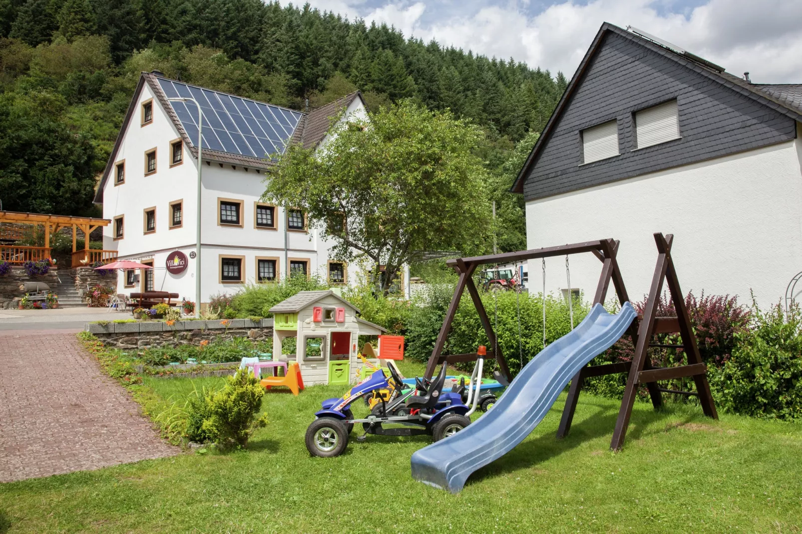 Sonne-Gardens summer