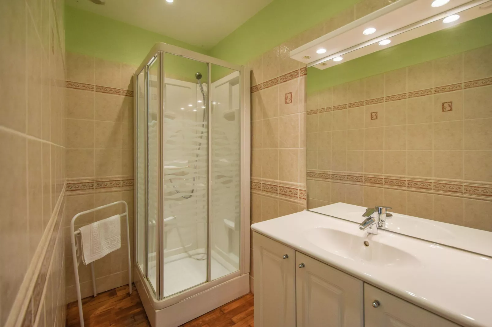 Maison Failte-Bathroom