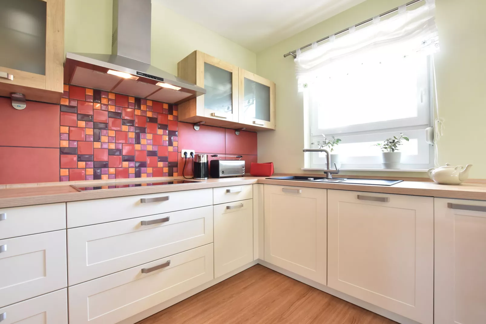 Ferienhaus nahe Insel Poel mit Kamin Terrasse und Garten-Kitchen