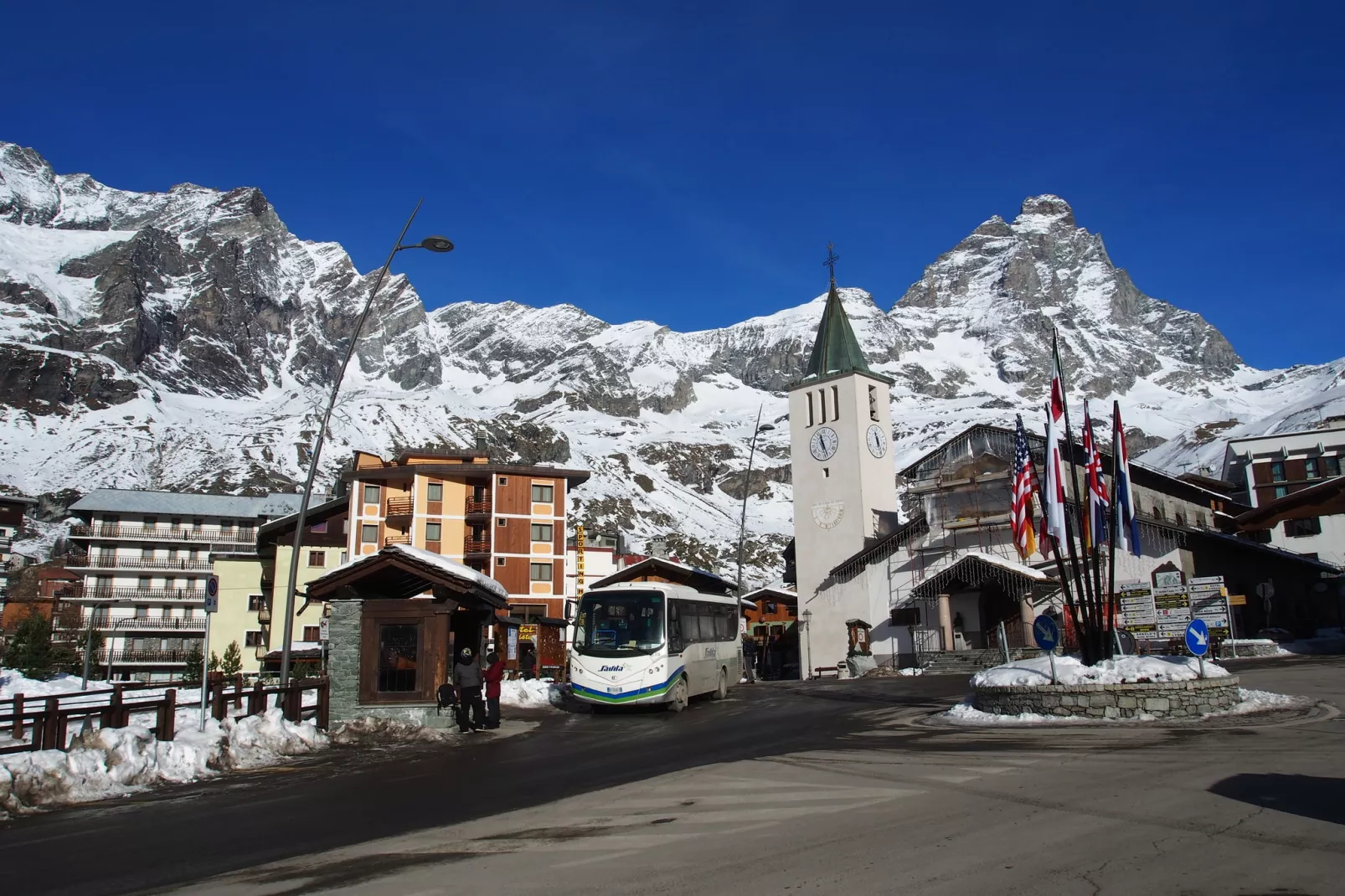 Residenza Cervinia Bilo Sei-Area winter 1km