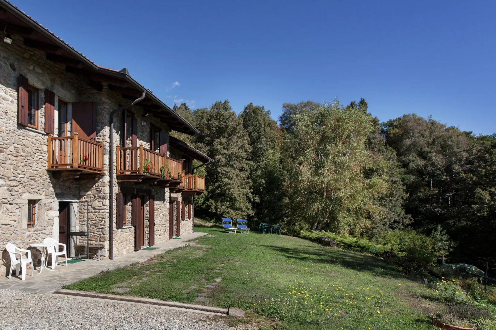 Cascina Paola-Gardens summer