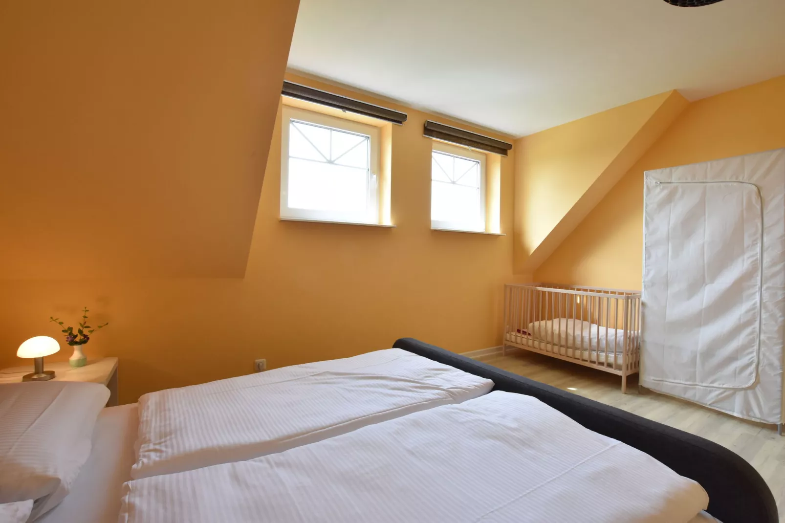 Ferienhaus nahe Insel Poel mit Kamin Terrasse und Garten-Bedroom