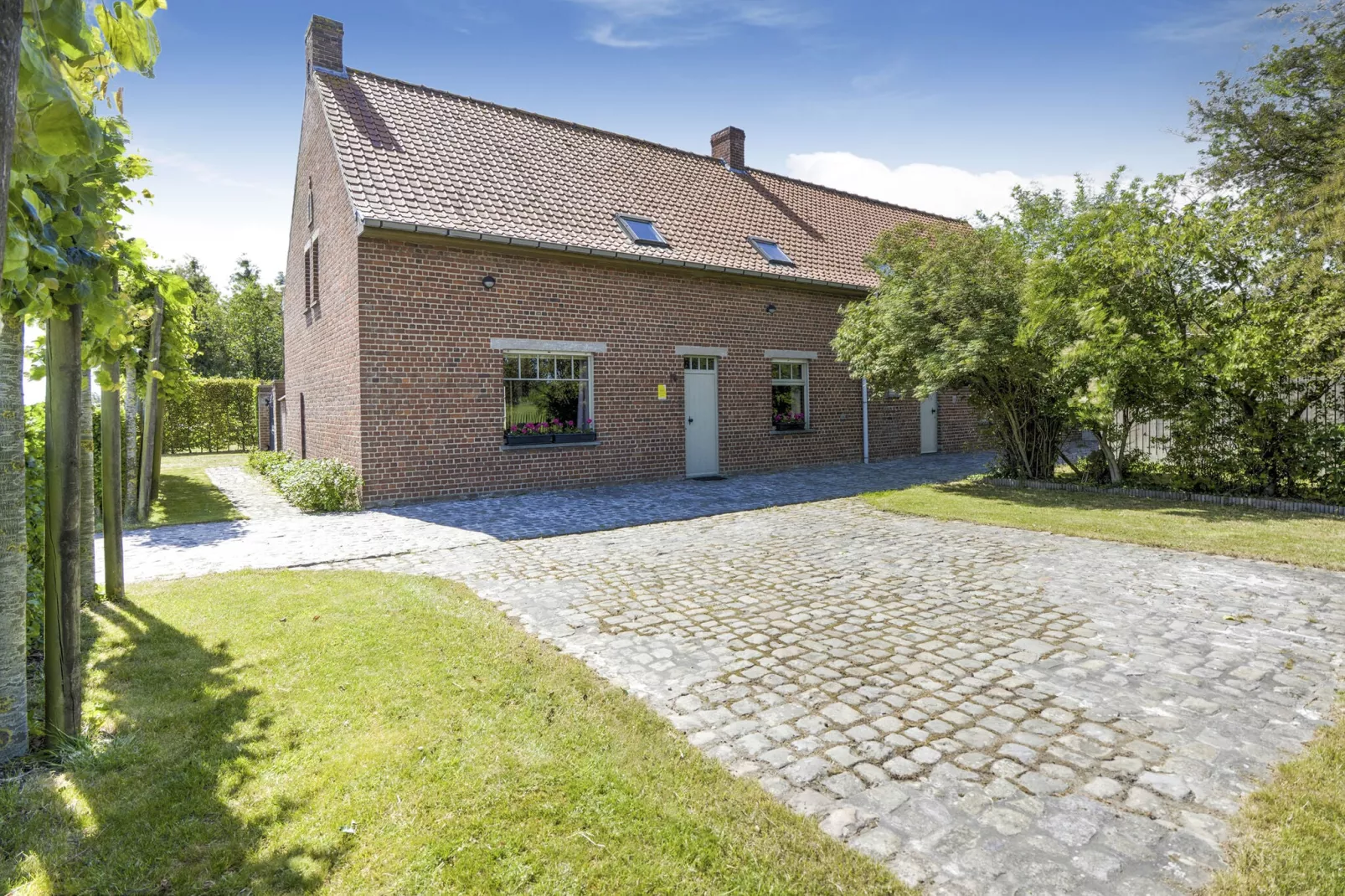Fleternahoeve-Exterior summer