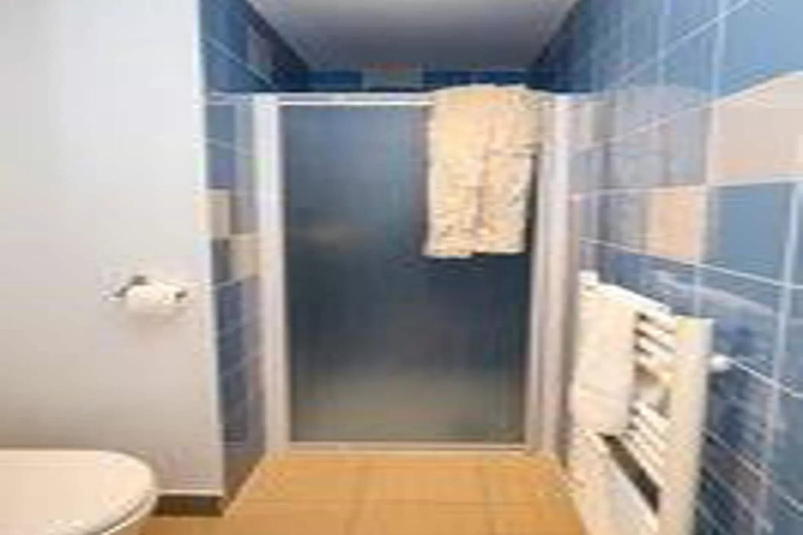Le Domaine des Monédières-Badezimmer