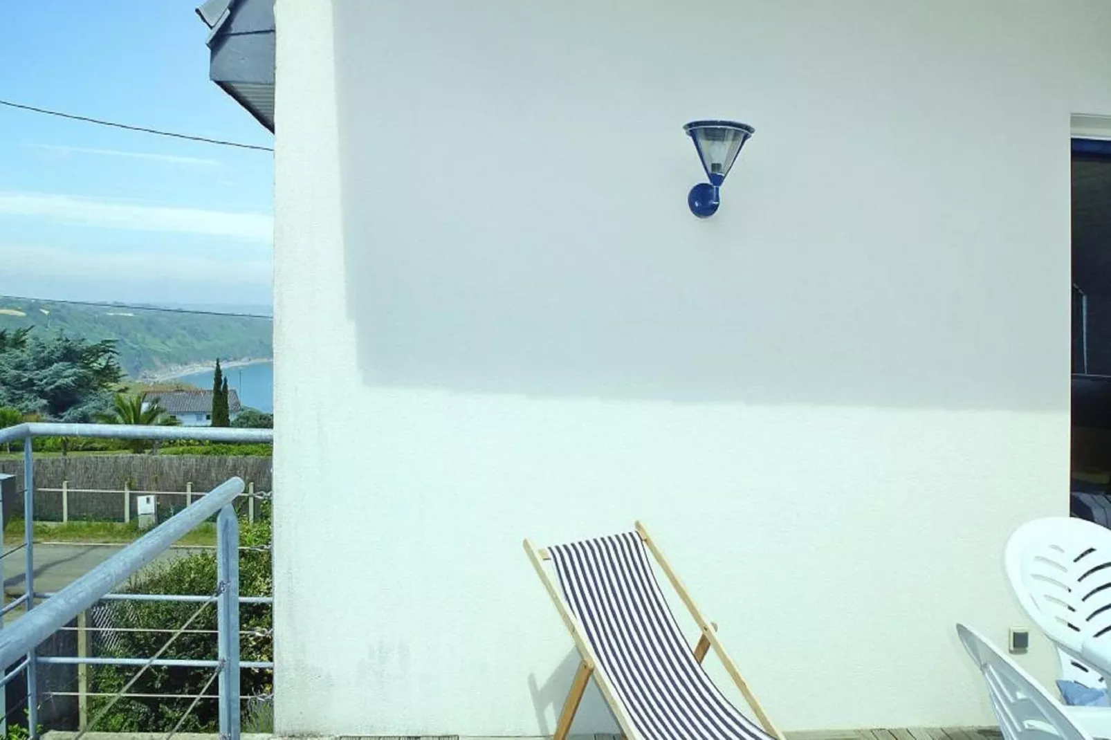 Holiday home Pordic-Terrace balcony