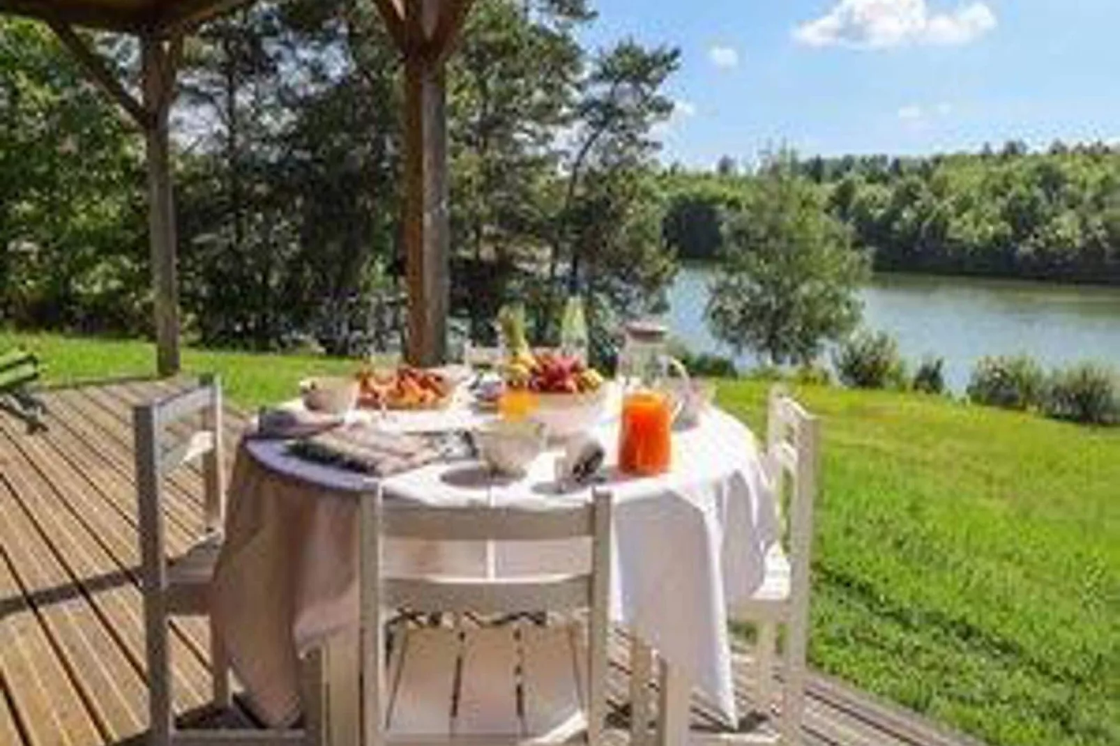 Le Domaine des Monédières-Terrasse/Balkon