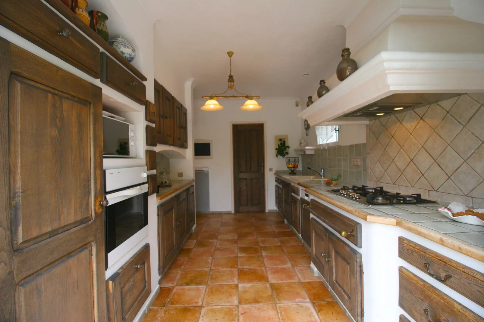 Villa Saint-Paul-Kitchen
