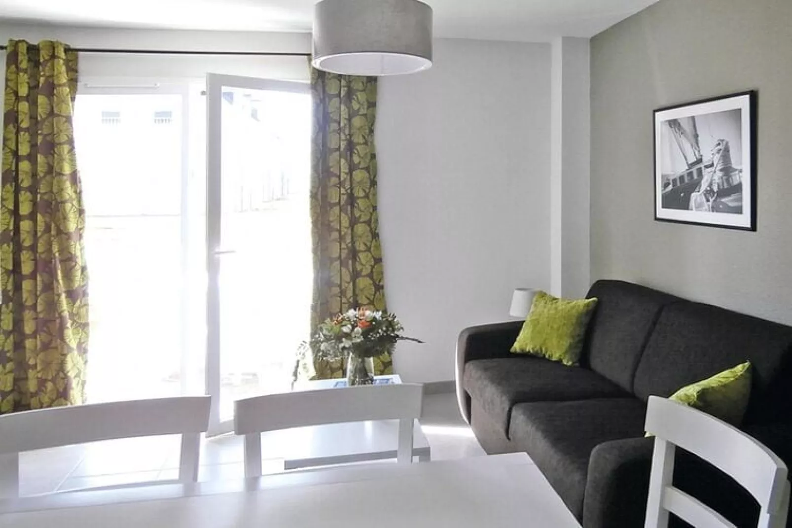 Residence Le Domaine des Mauriers St Malo // T3 Duplex / 6  Pers-Living room