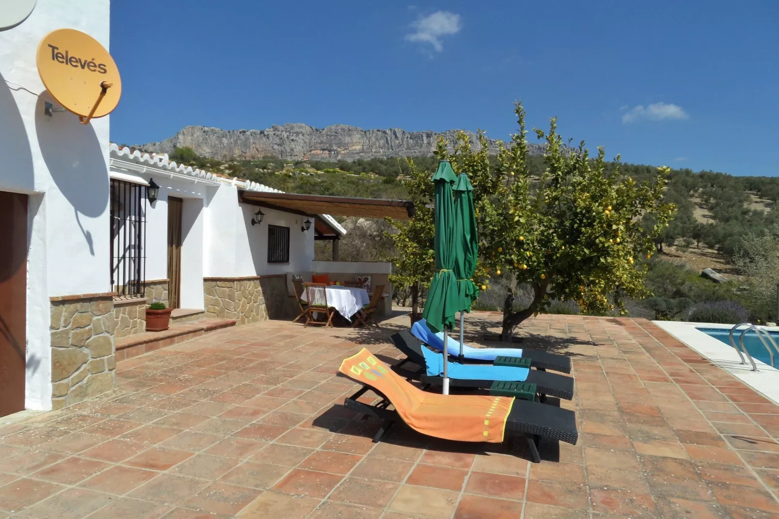 El Trigal-Terrace balcony