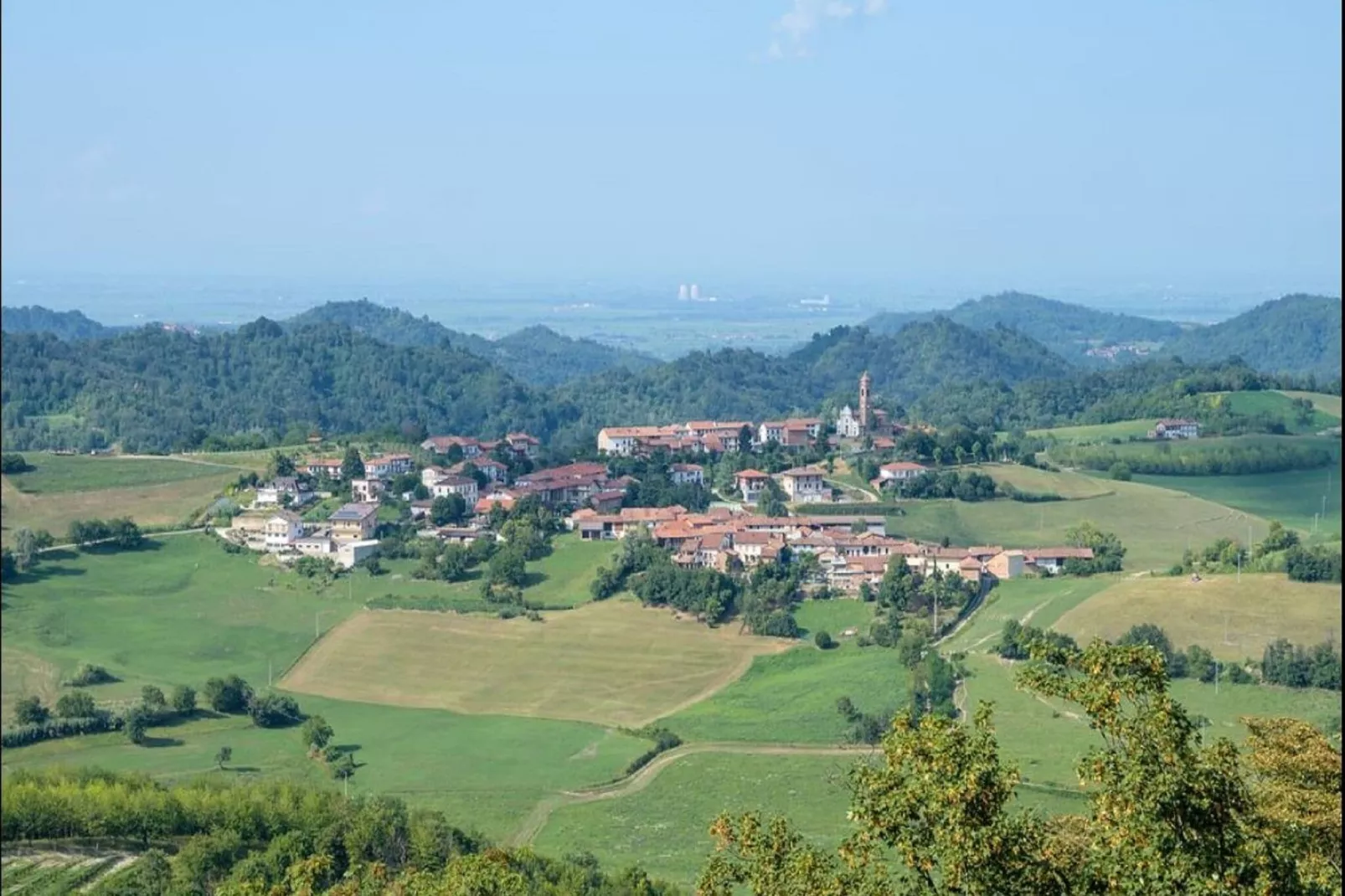 Castello di Robella-Areas summer 1km