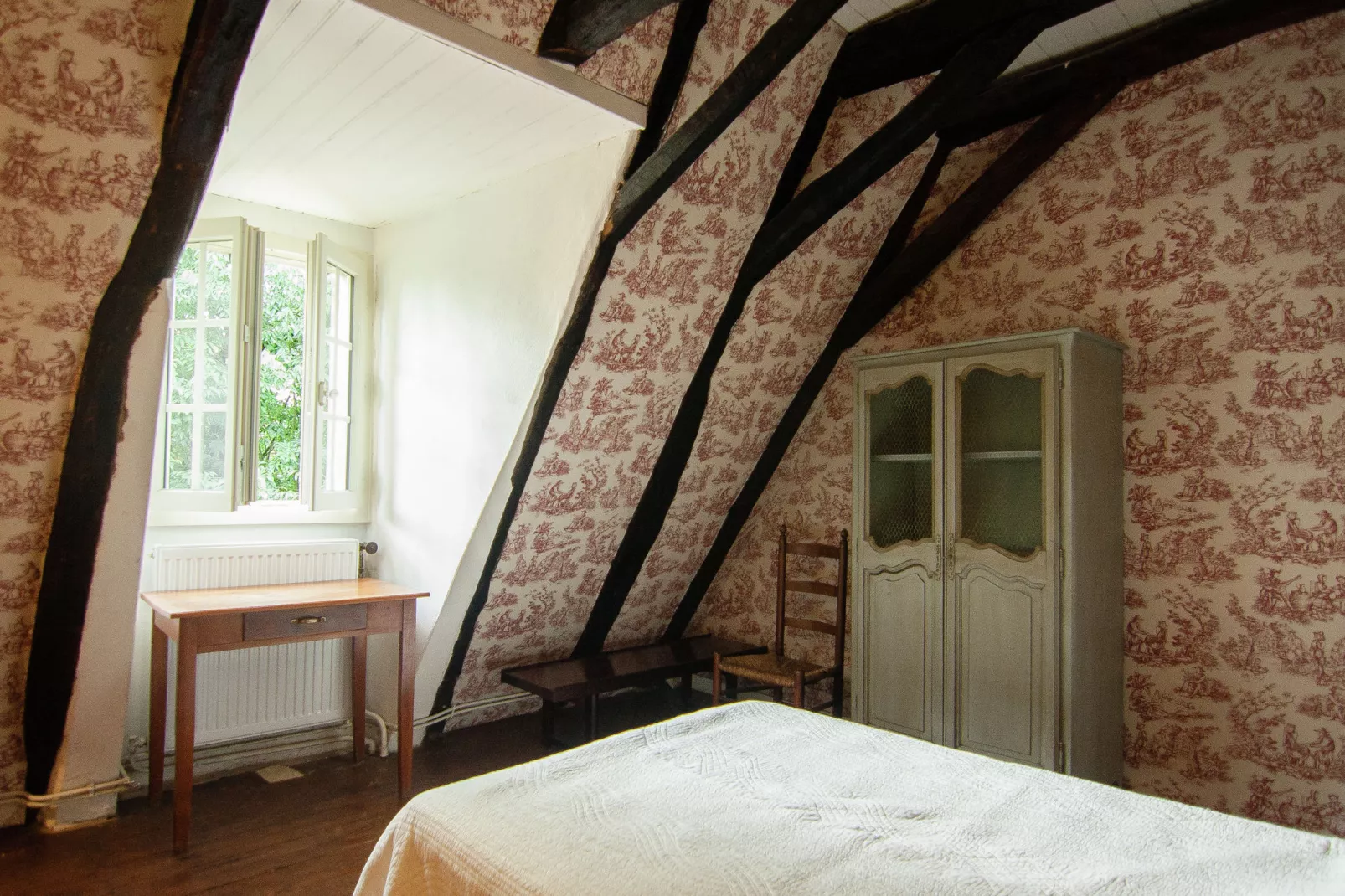 Circaud-Bedroom