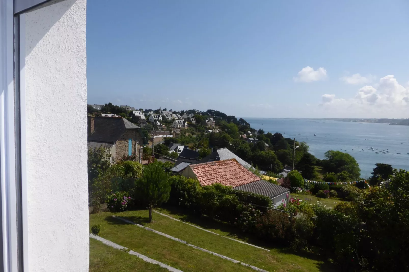 Holiday home Perros-Guirec-View in summer