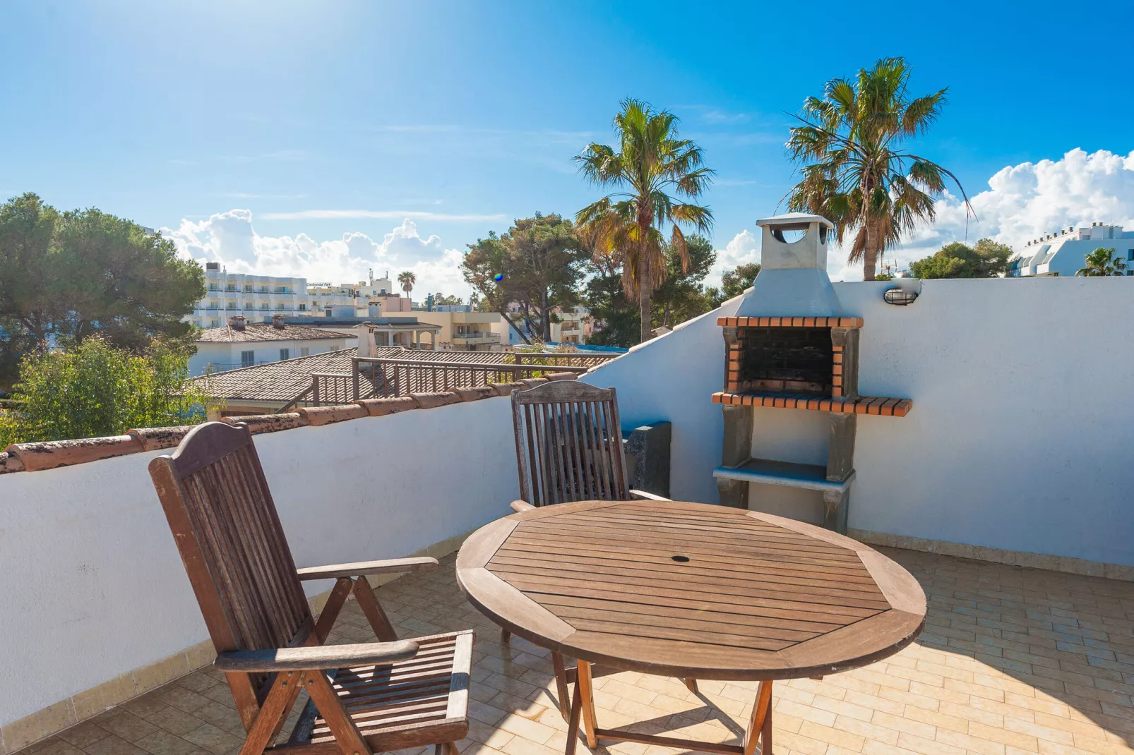 Bellavista-Exterior summer
