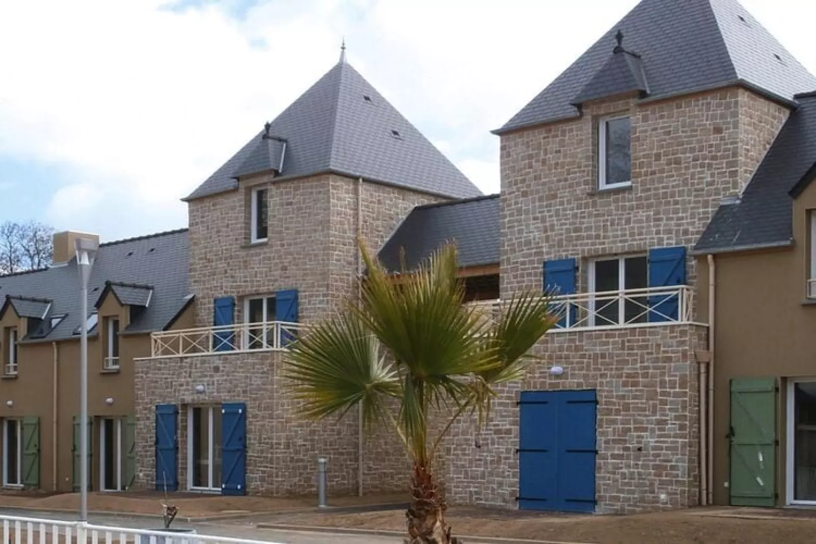 Residence Le Domaine des Mauriers St Malo // T4 Duplex 8 Pers-Außenbereich Sommer