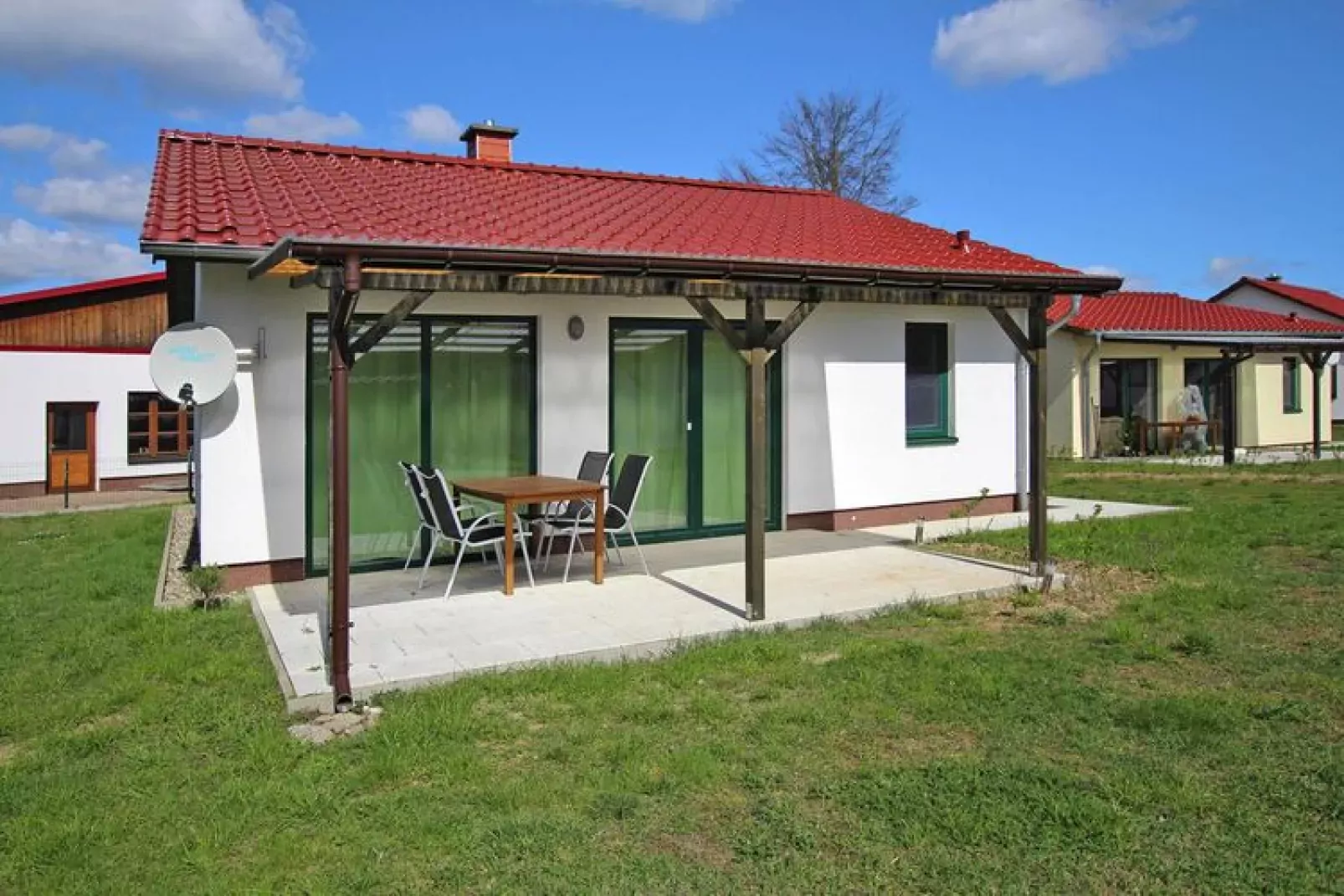 Ferienhaus Seeadler 62 qm-Exterior summer