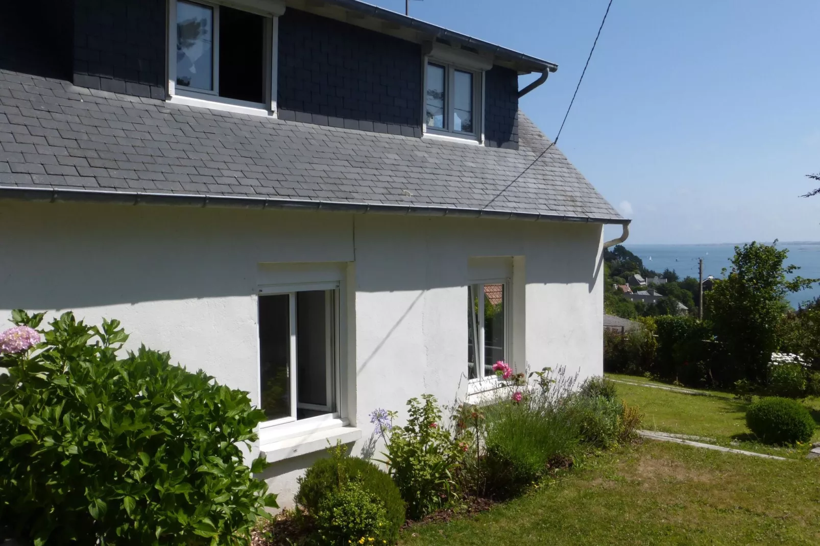 Holiday home Perros-Guirec-Exterior in summer