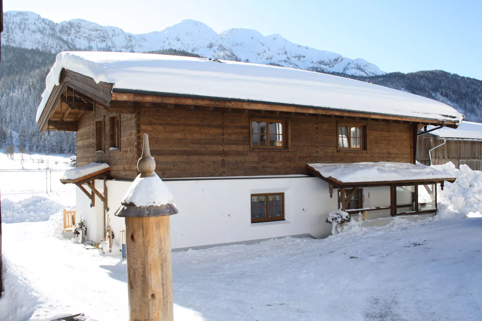 Apartment Lahnerhorn-Exterior winter