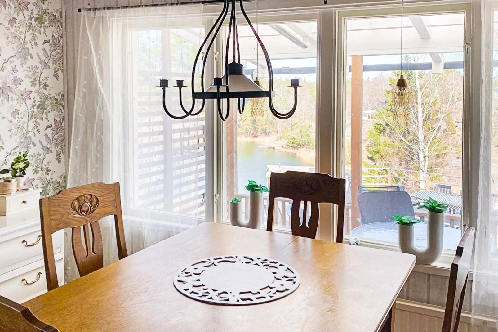 6 person holiday home in FIGEHOLM-By Traum-Indoor