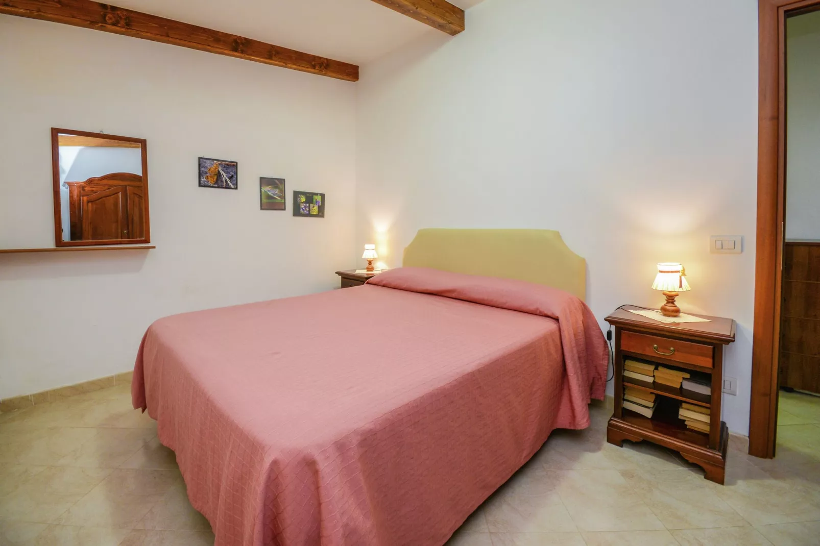 Edera-Bedroom