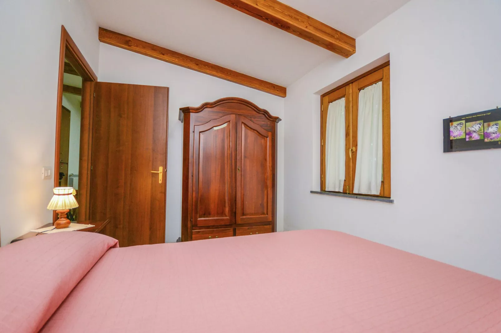 Edera-Bedroom