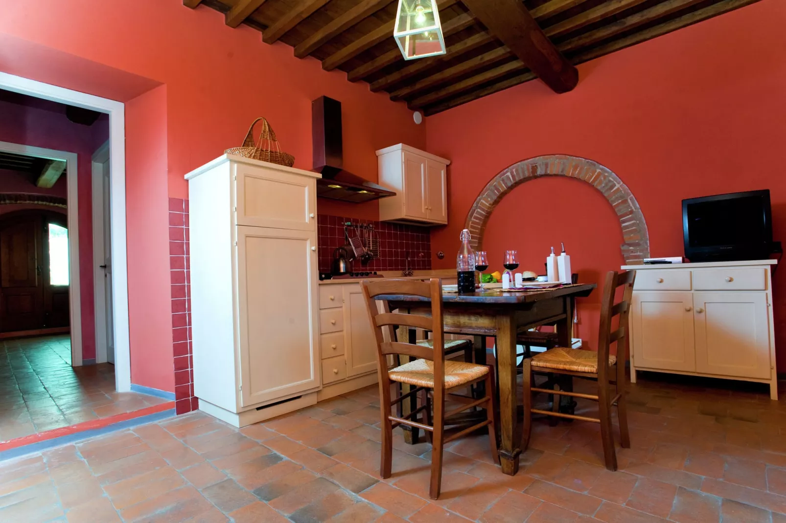 Podere Pulicciano Orciaia-Kitchen