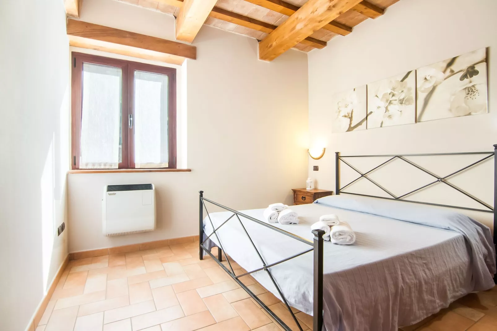 Tartufo-Bedroom