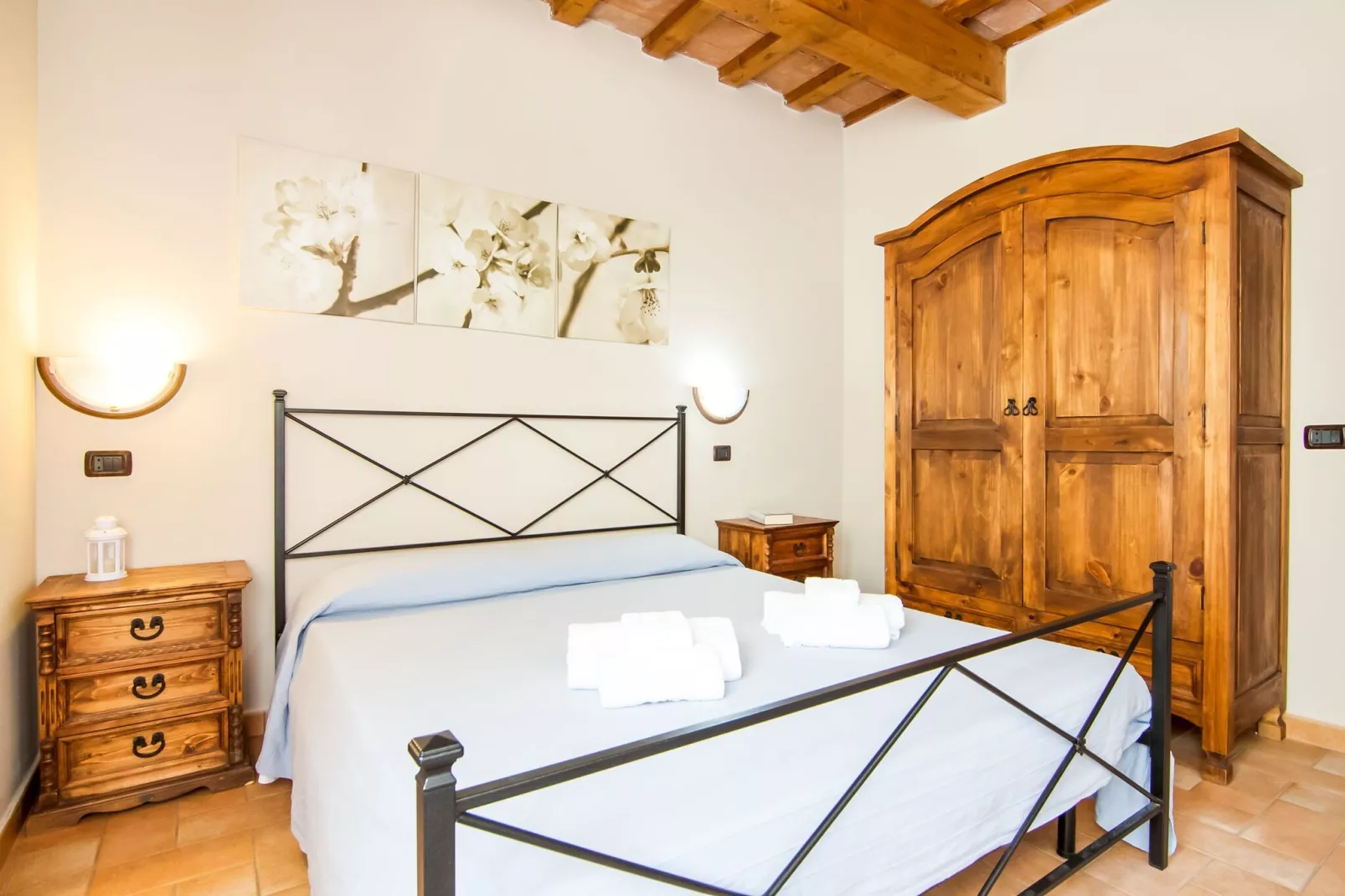 Tartufo-Bedroom