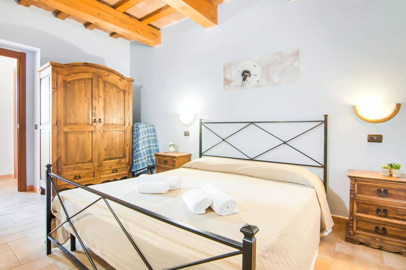Tartufo-Bedroom