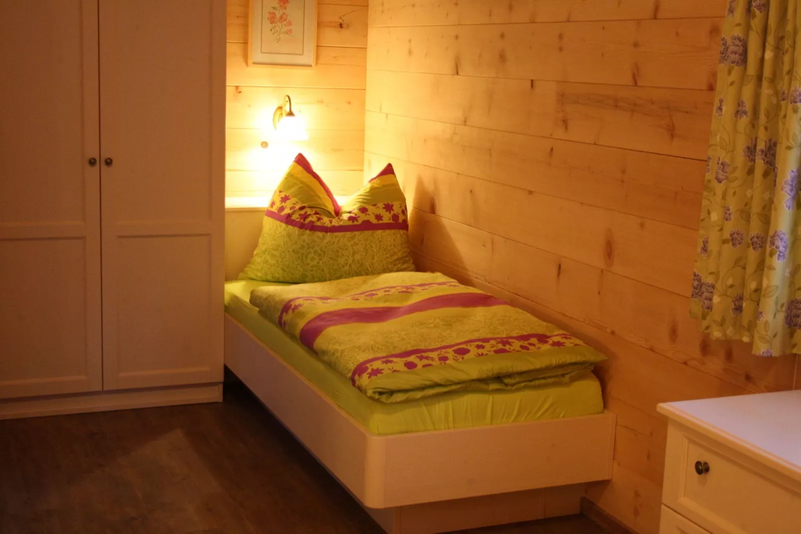 Apartment Marchenthorn-Bedroom