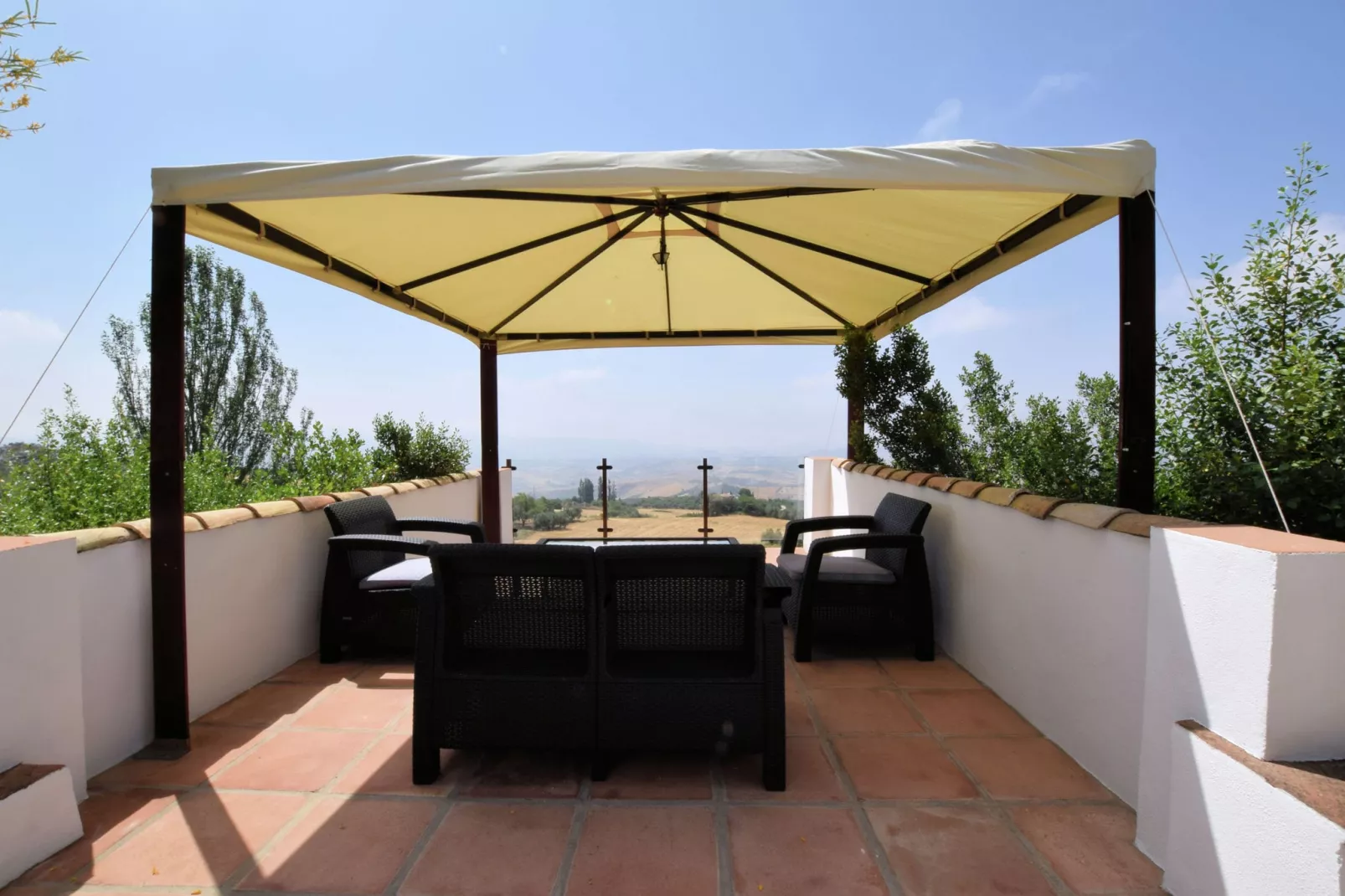 Las Gayumbas-Terrassenbalkon