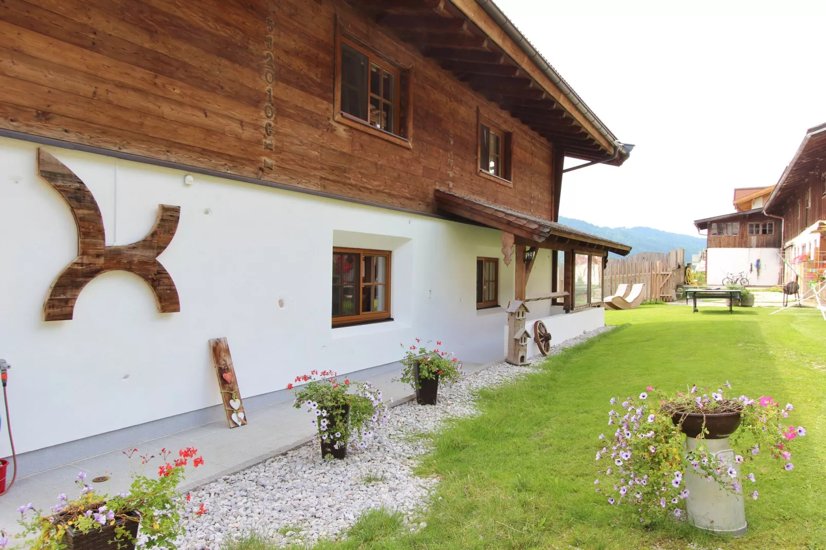 Apartment Marchenthorn-Exterior summer