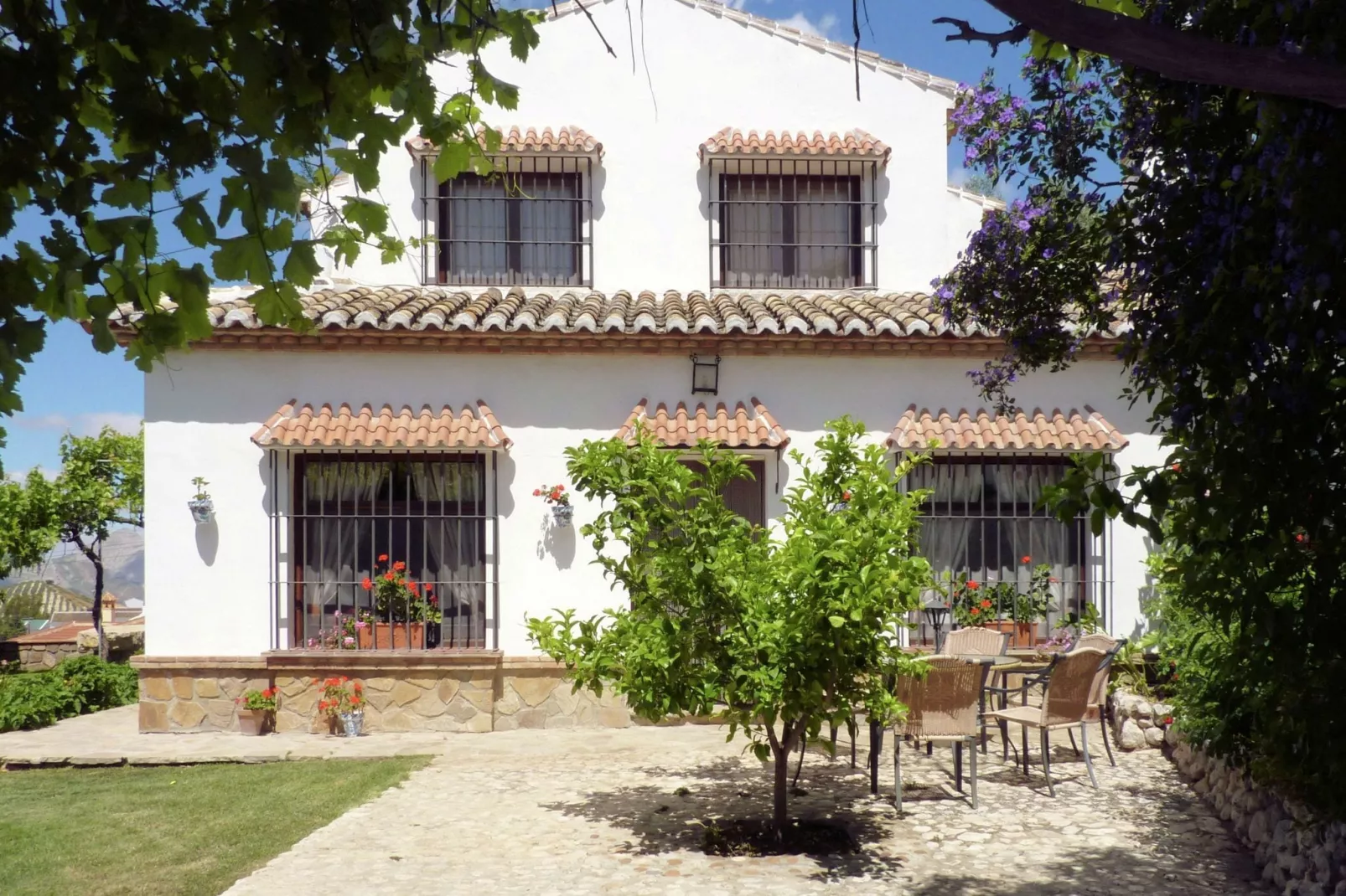 Casa Almendro-Exterior summer