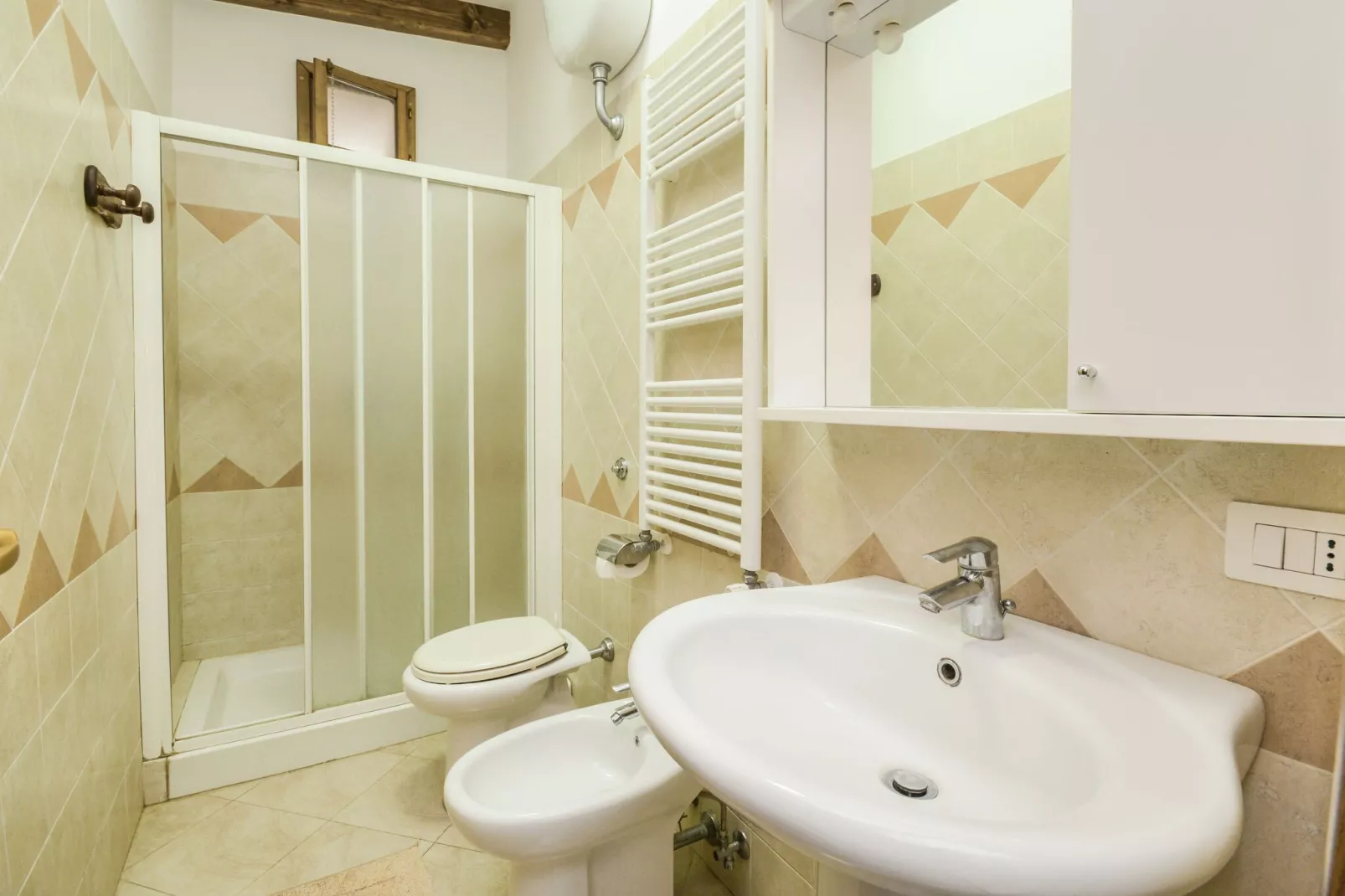 Nunziatina-Bathroom